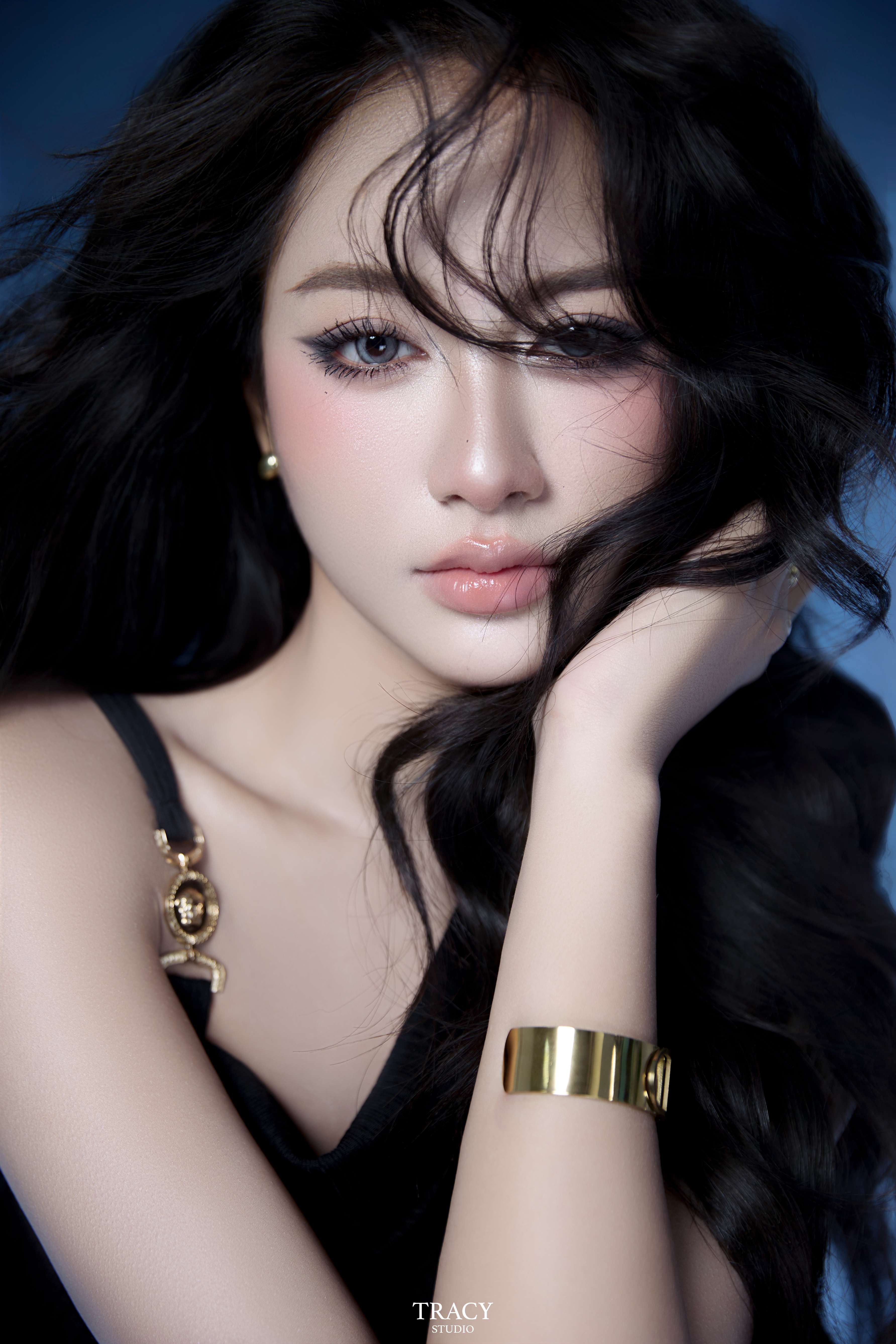 frontend/img/gallery/concept-cool-ngau-slay/tracy-studio-chup-concep-slay-phuong-bui (5).jpg